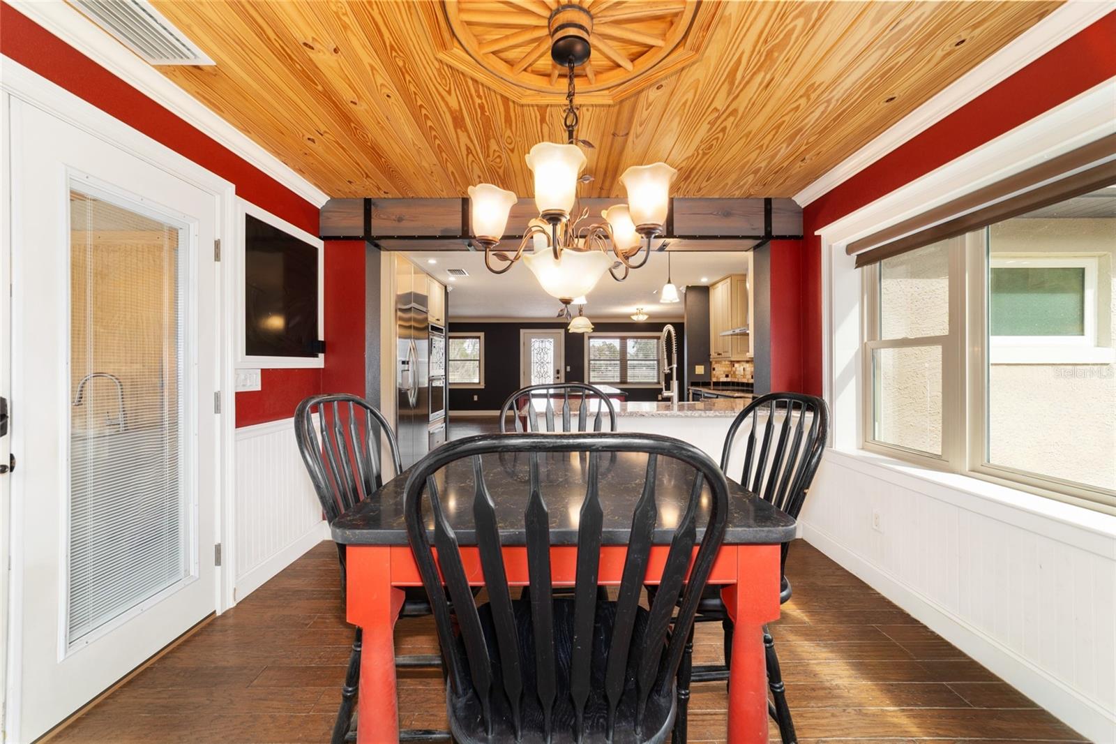 Image 42 of 86 For 5930 Knoxville Lane