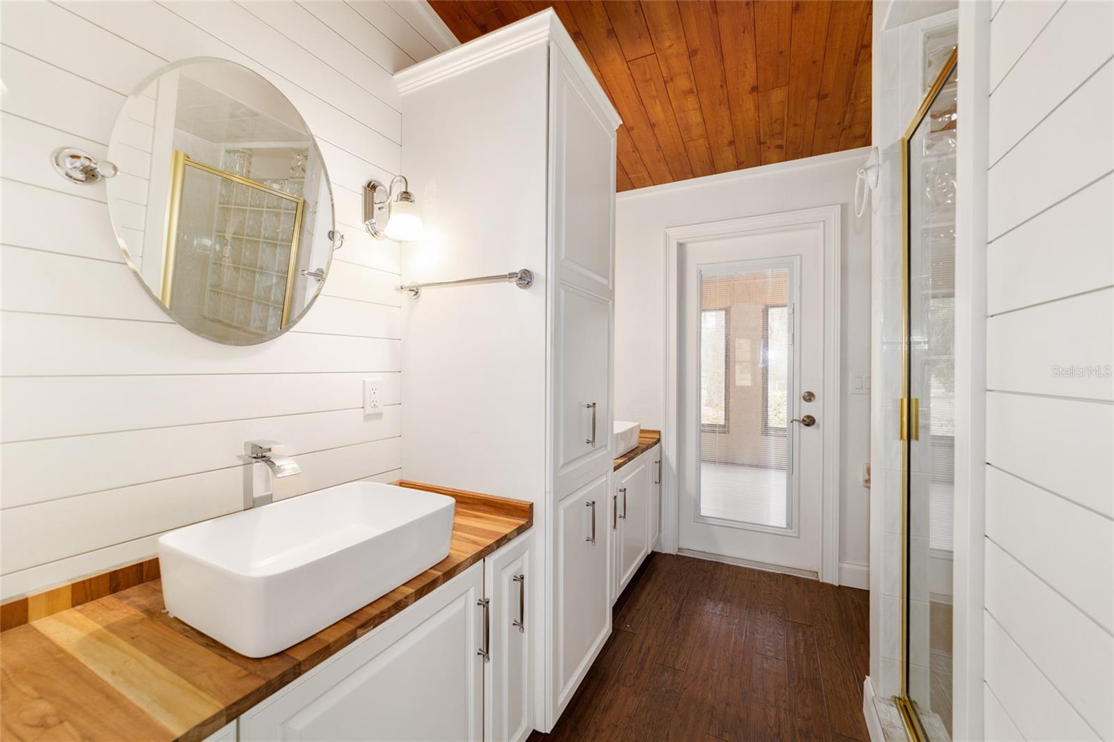 Image 49 of 86 For 5930 Knoxville Lane