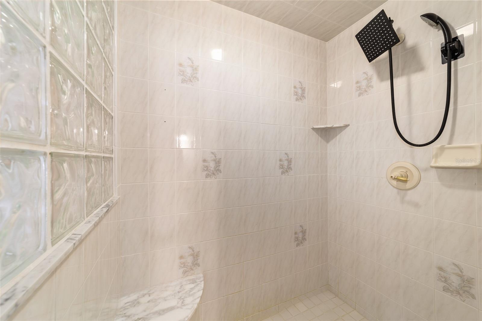 Image 51 of 86 For 5930 Knoxville Lane