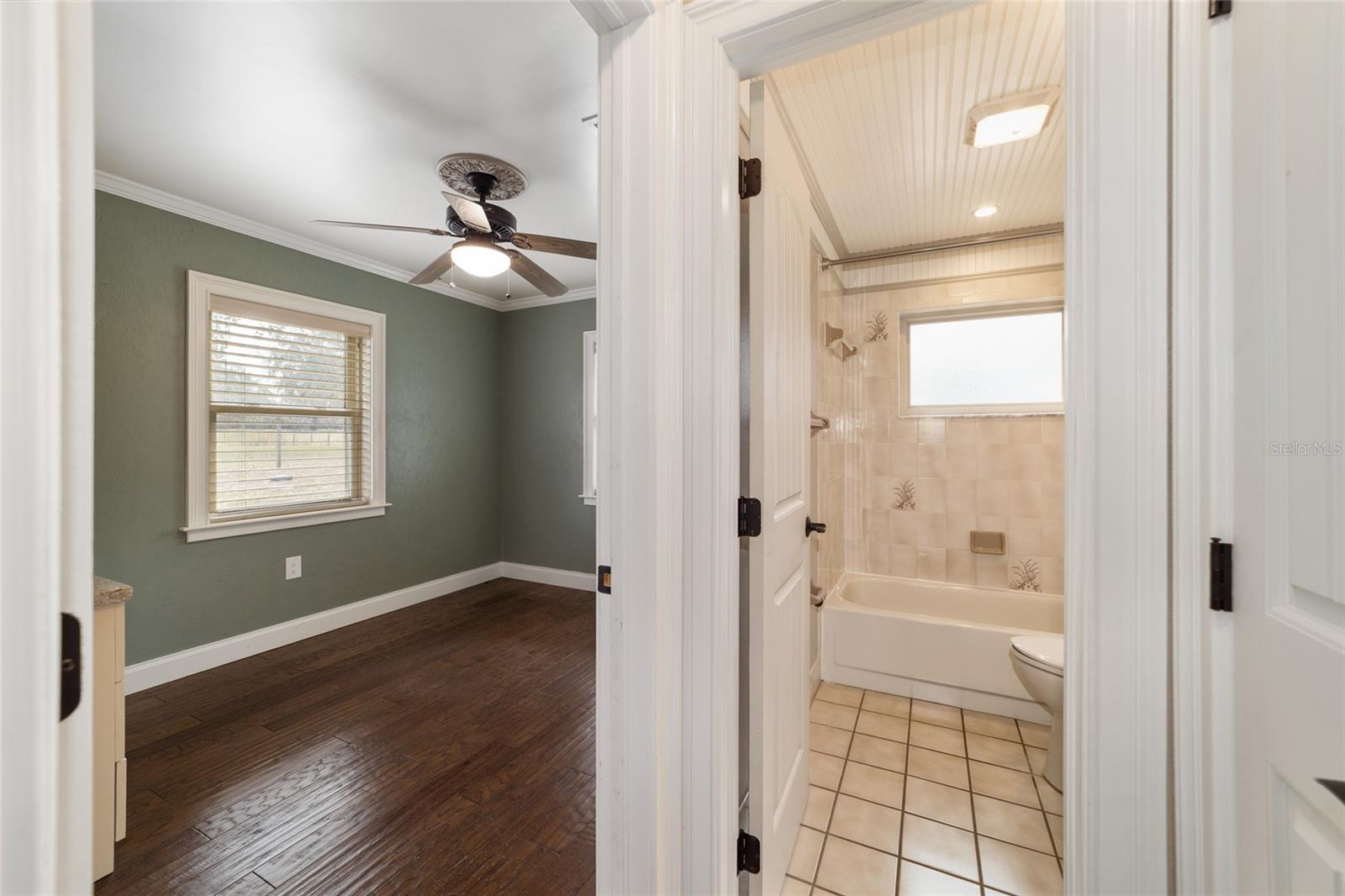 Image 56 of 86 For 5930 Knoxville Lane