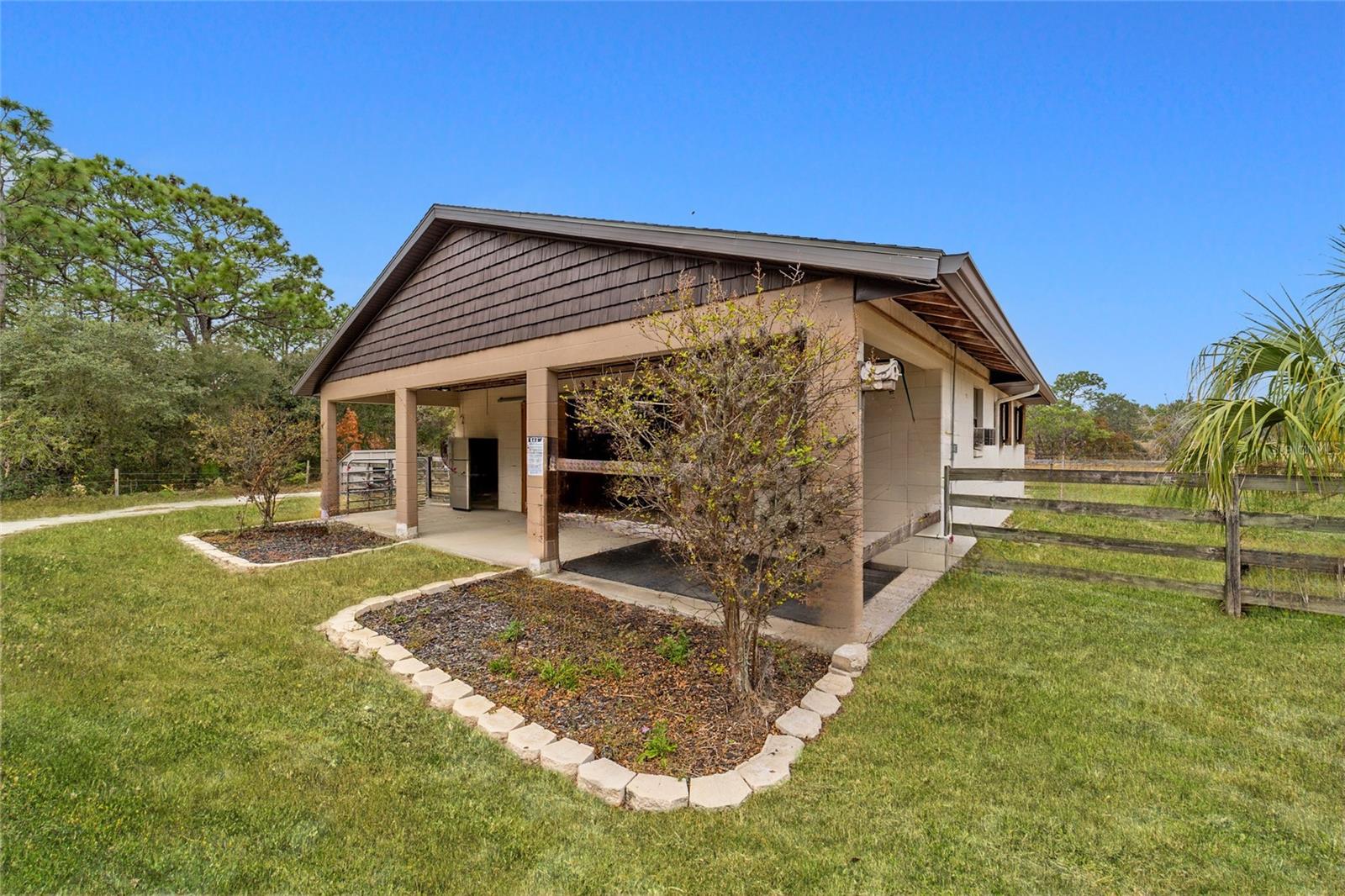 Image 6 of 86 For 5930 Knoxville Lane