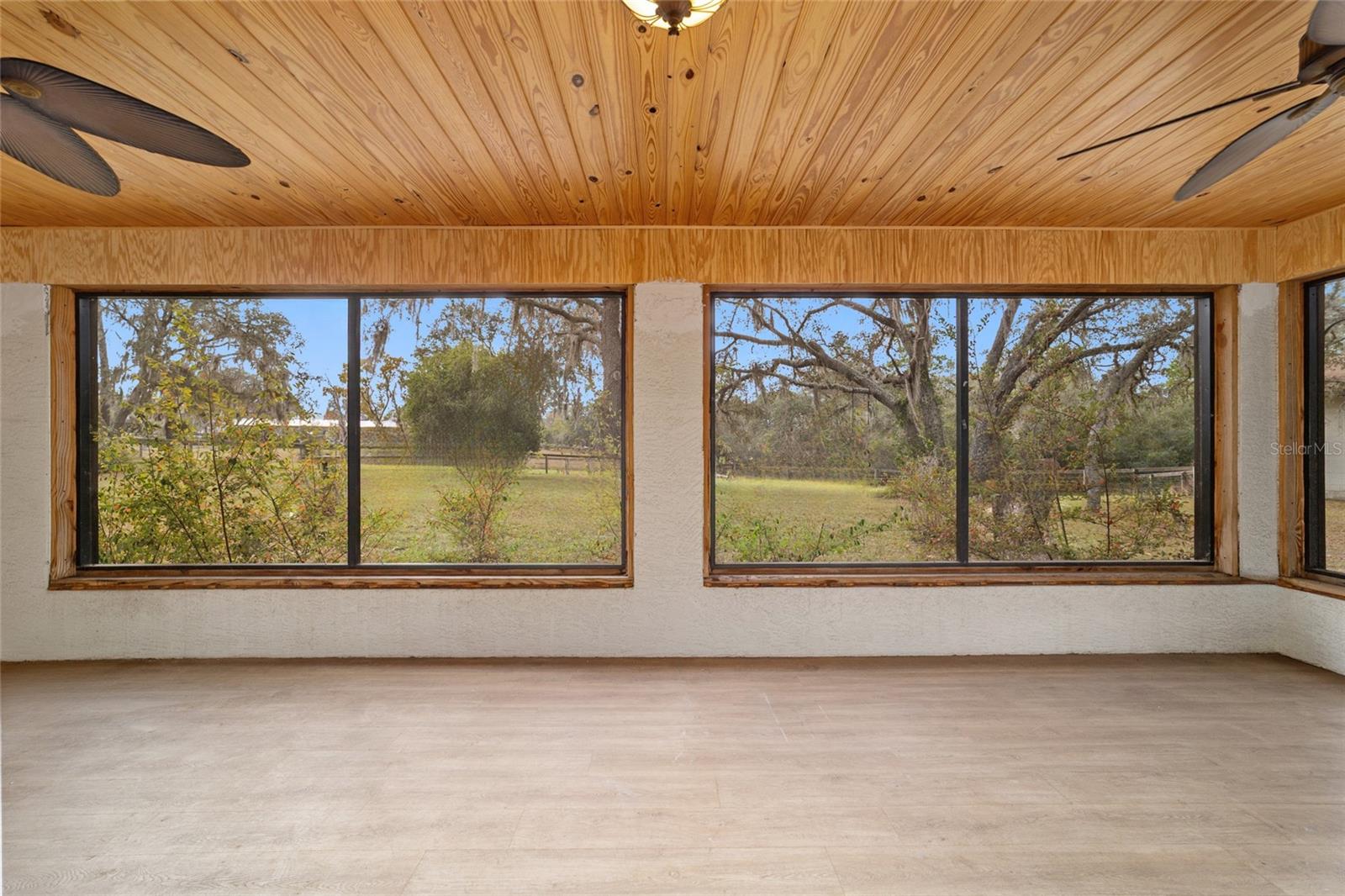 Image 61 of 86 For 5930 Knoxville Lane