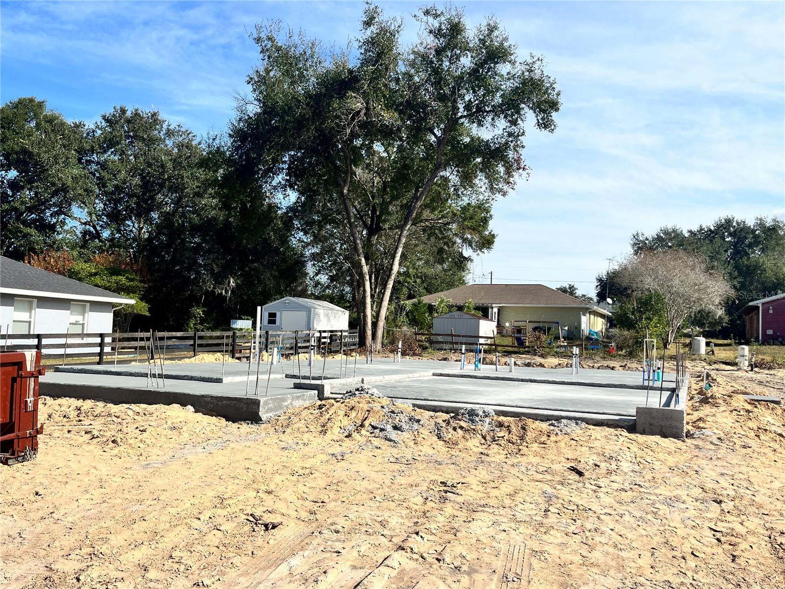 Image 3 of 5 For 15649 88 Avenue