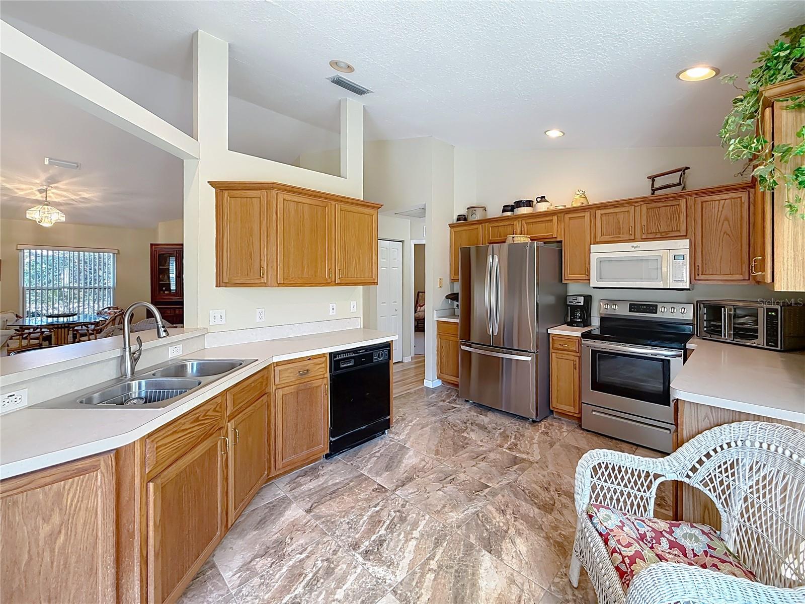 Image 15 of 42 For 3061 49th Avenue