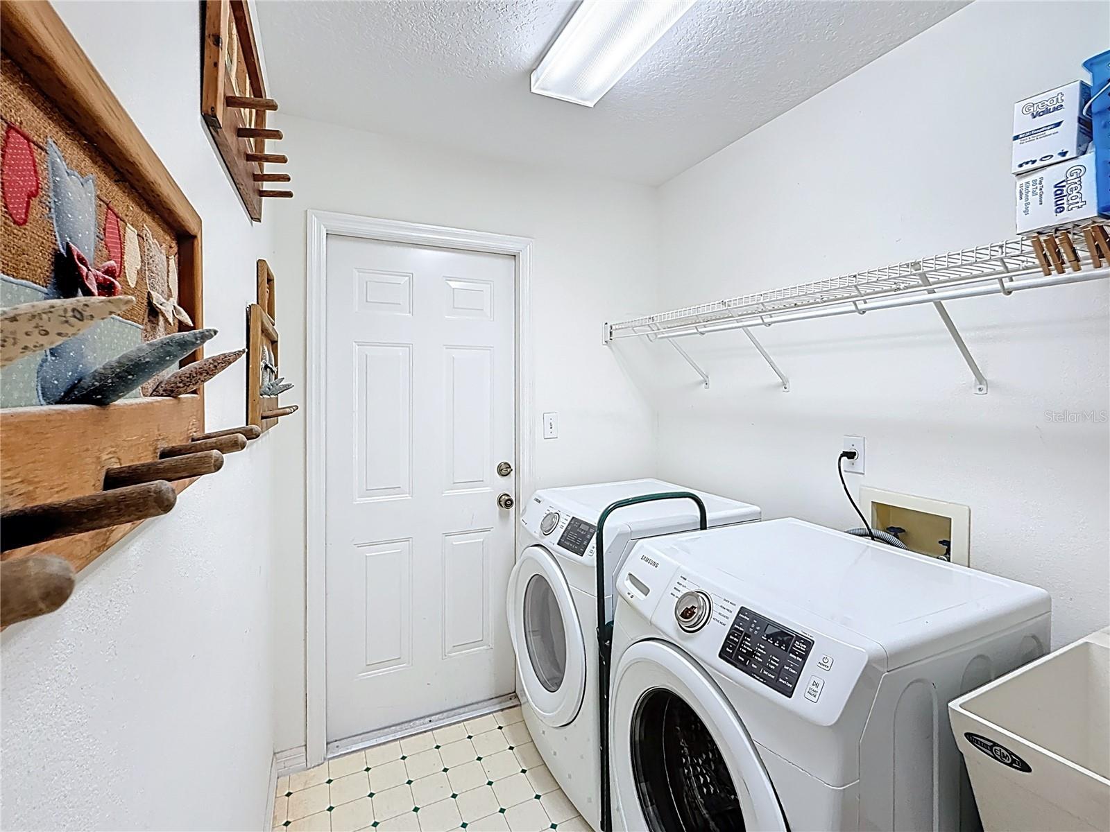 Image 28 of 42 For 3061 49th Avenue