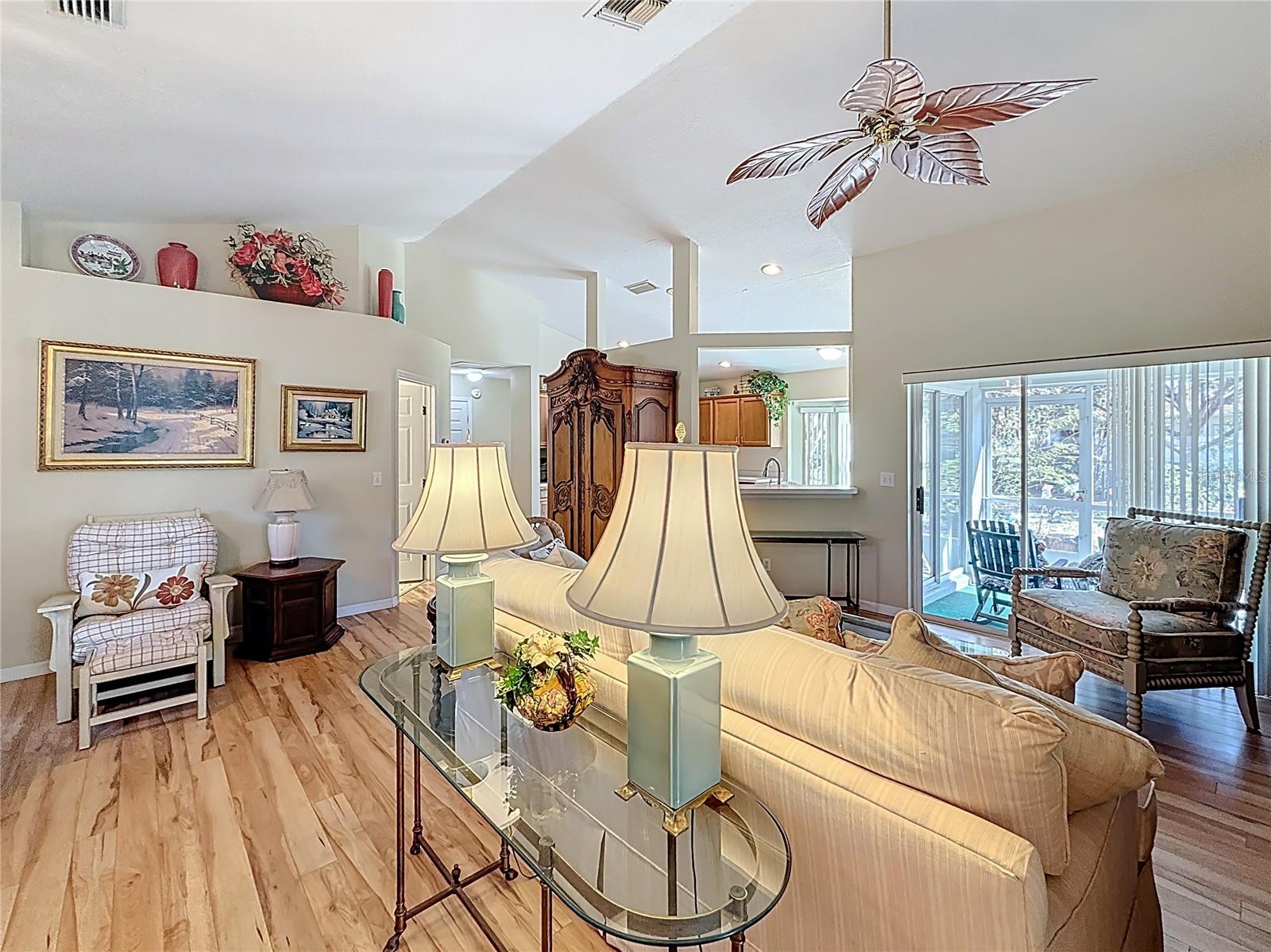 Image 9 of 42 For 3061 49th Avenue