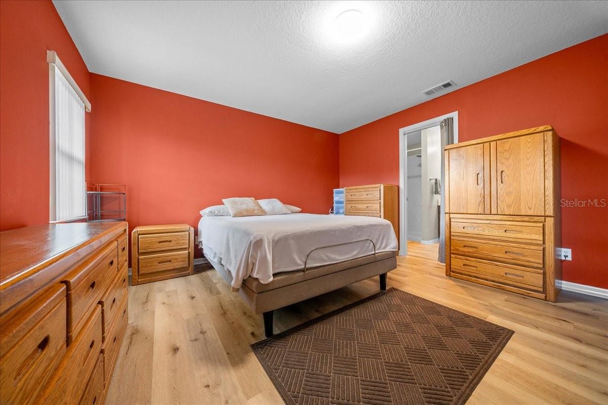 Image 32 of 62 For 4972 31st Street