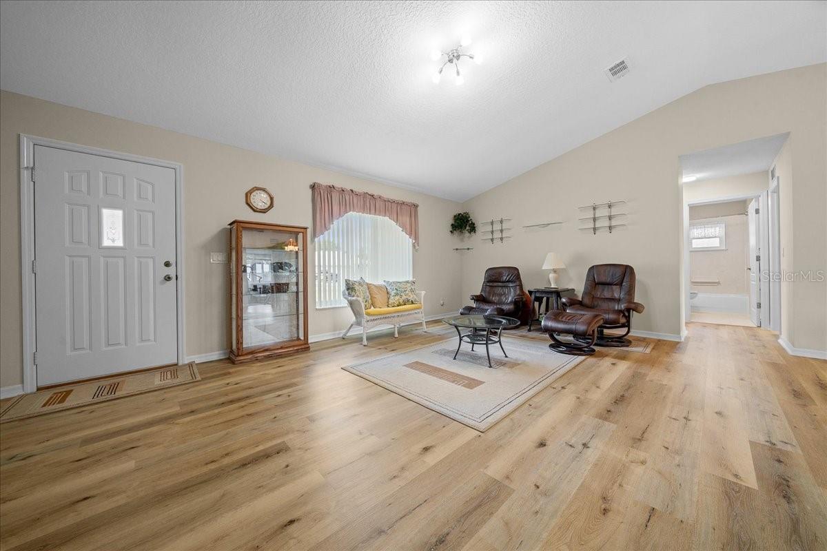 Image 38 of 62 For 4972 31st Street