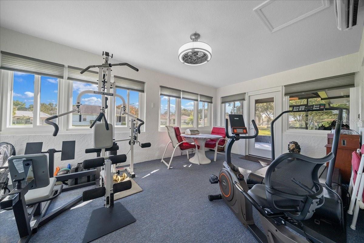 Image 53 of 62 For 4972 31st Street