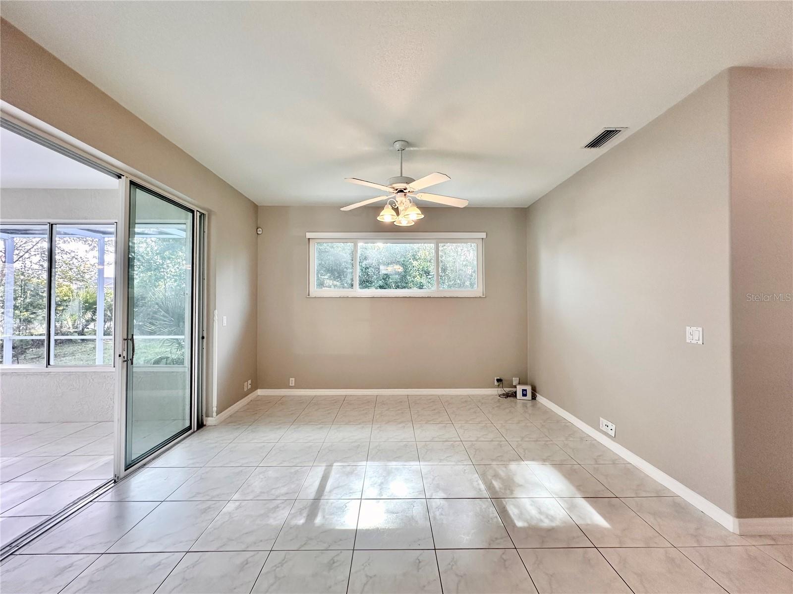 Image 16 of 42 For 16 Westbrook Lane