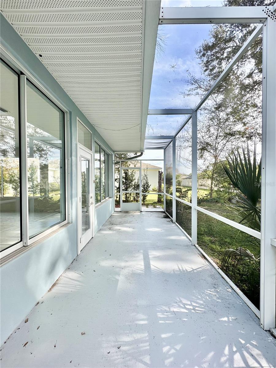 Image 34 of 42 For 16 Westbrook Lane