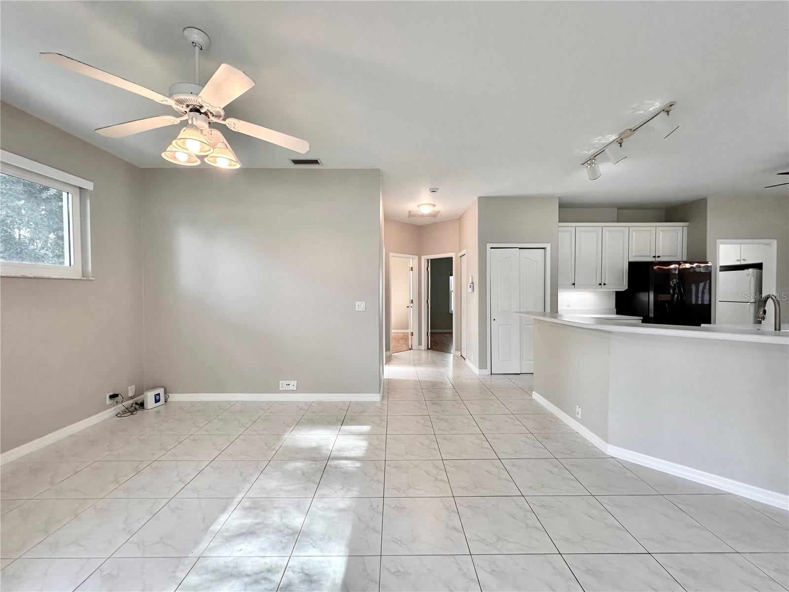 Image 6 of 42 For 16 Westbrook Lane