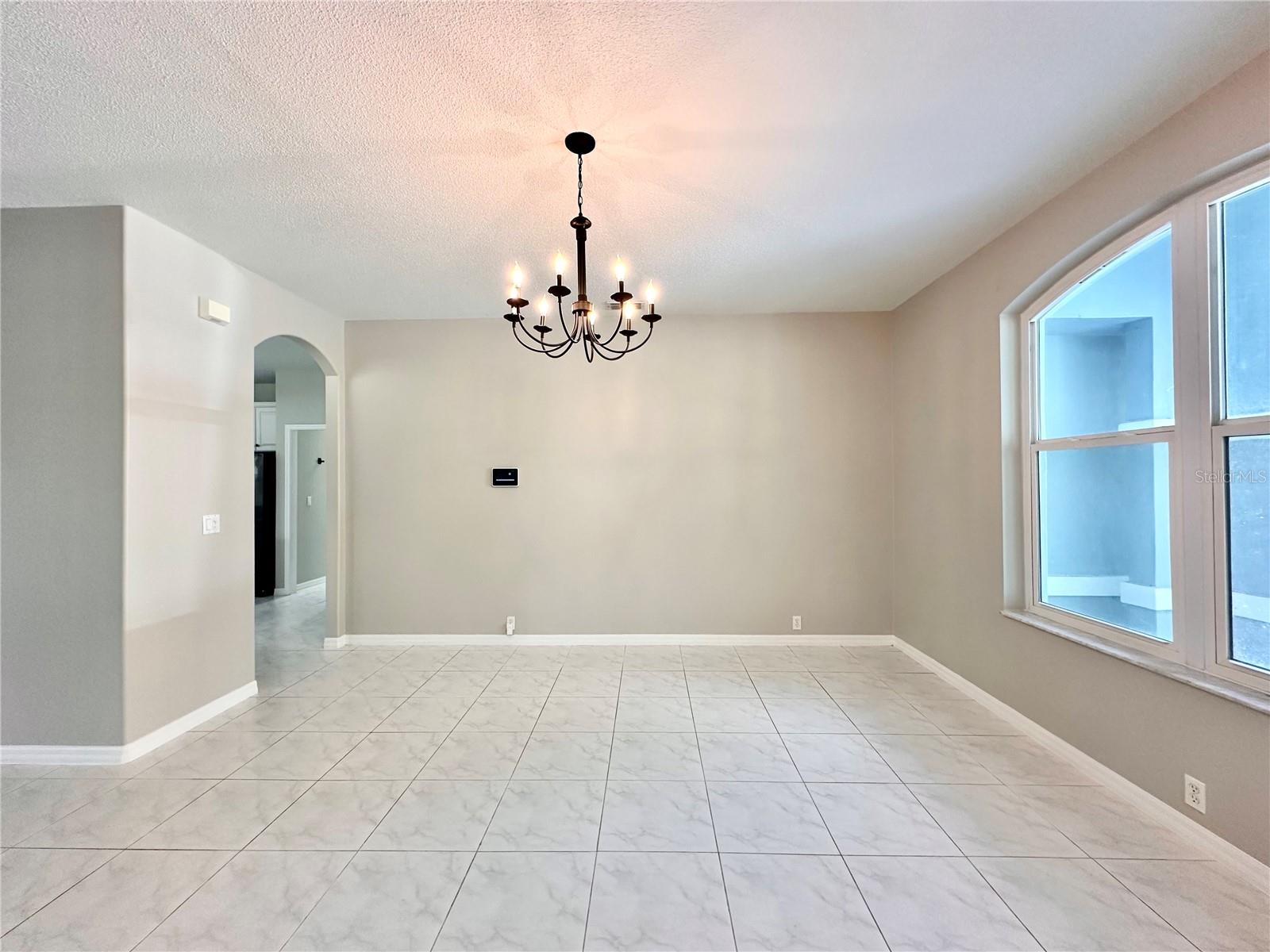 Image 7 of 42 For 16 Westbrook Lane