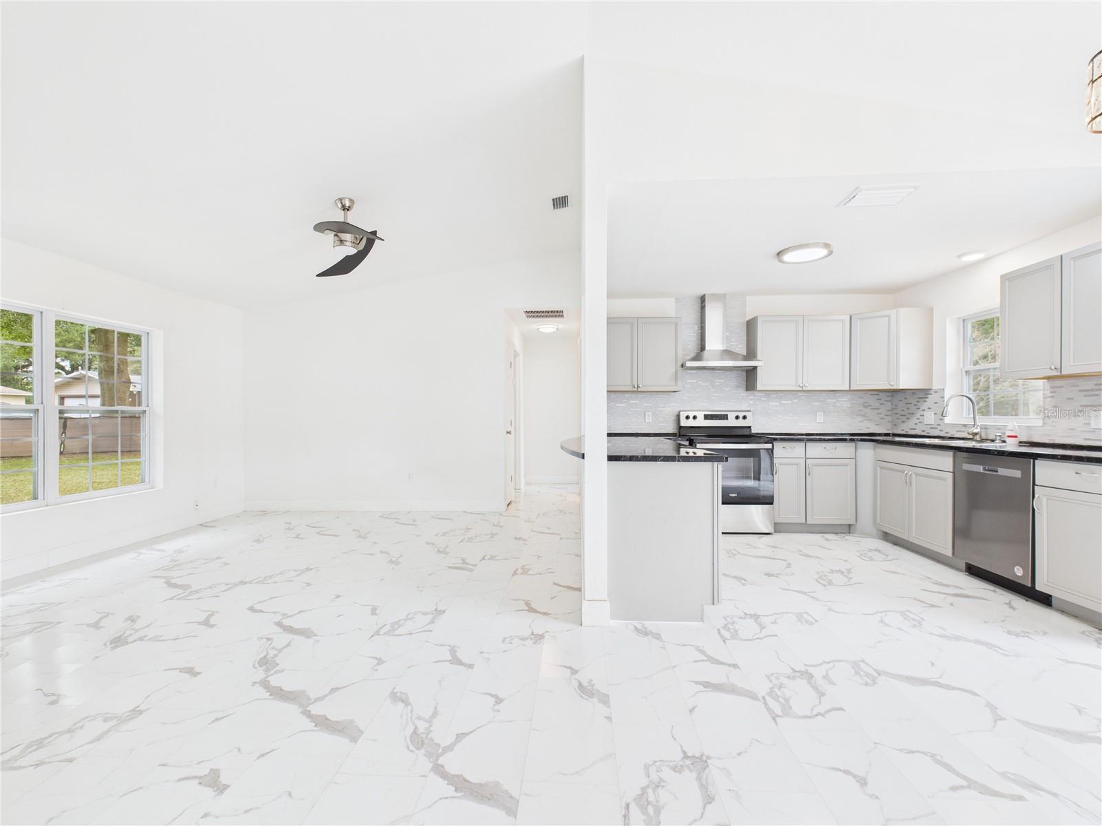 Image 4 of 27 For 2 Pine Pass Drive