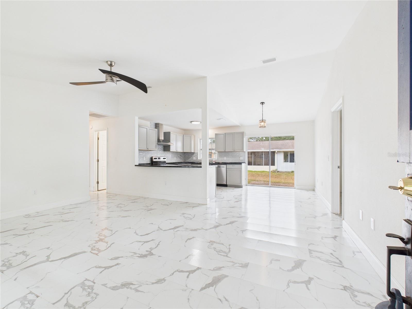 Image 8 of 27 For 2 Pine Pass Drive