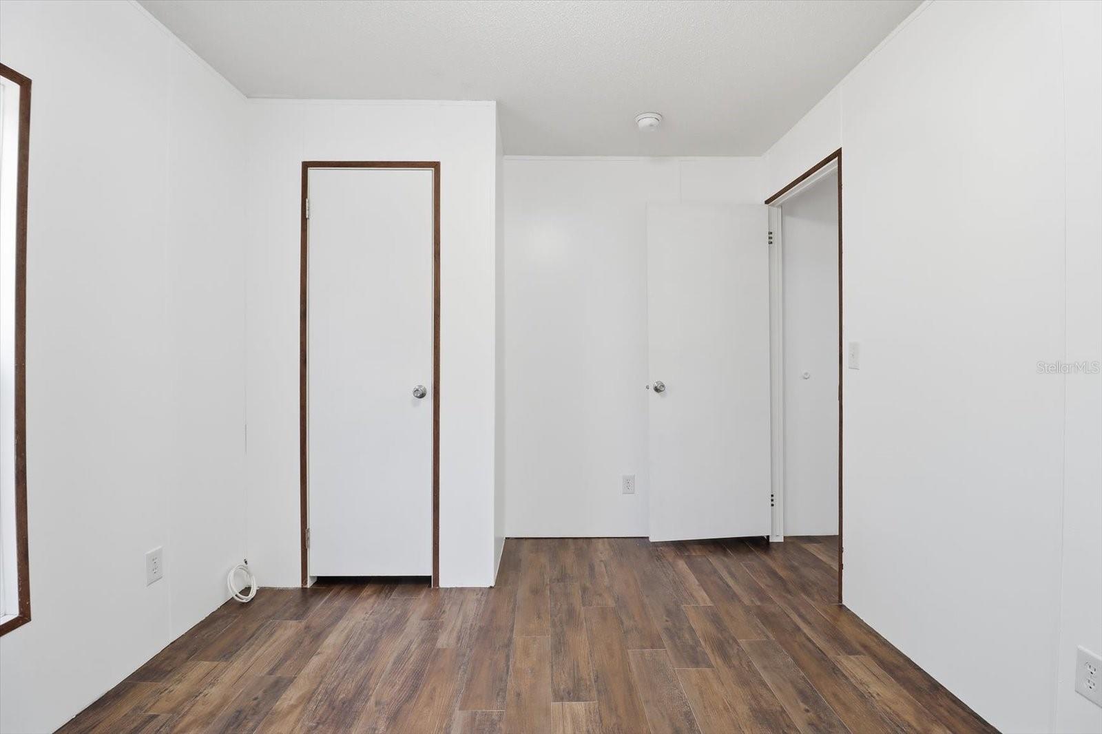 Image 21 of 48 For 4638 Ellen Point