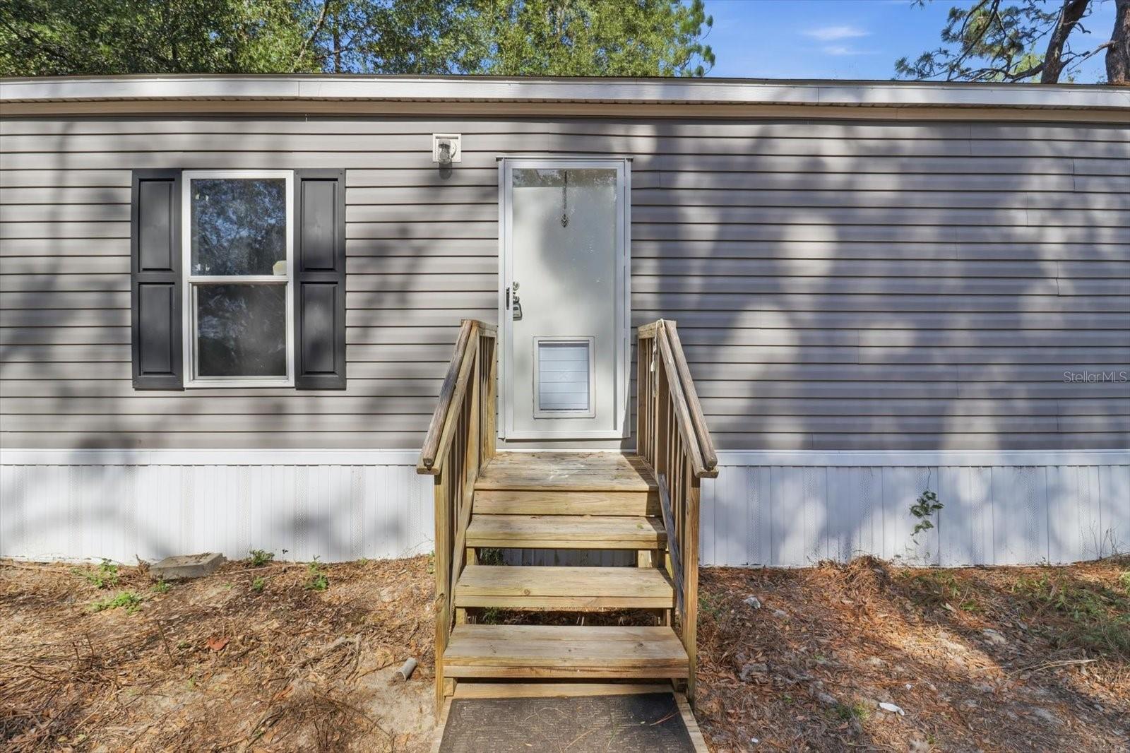 Image 5 of 48 For 4638 Ellen Point