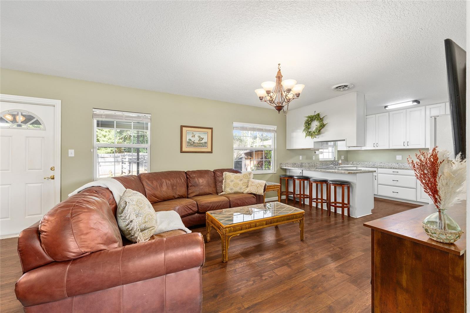 Image 16 of 45 For 1807 7th Street