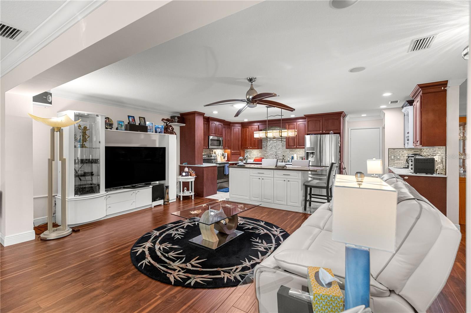 Image 17 of 44 For 8712 92nd Street A