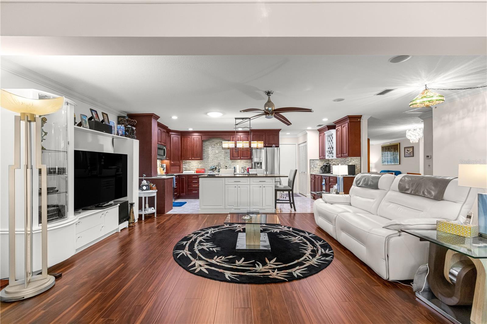 Image 19 of 44 For 8712 92nd Street A