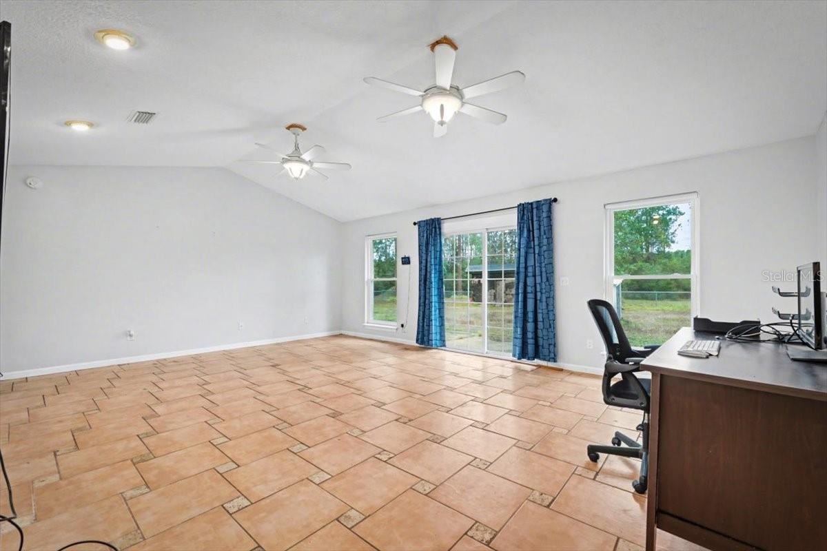 Image 16 of 40 For 3161 Owenby Lane 4a