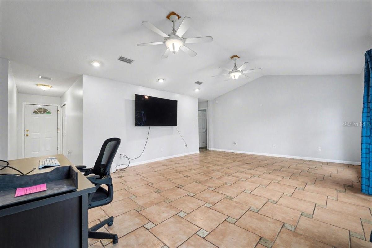 Image 17 of 40 For 3161 Owenby Lane 4a