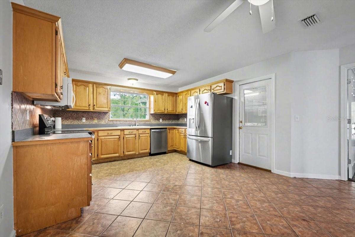 Image 21 of 40 For 3161 Owenby Lane 4a