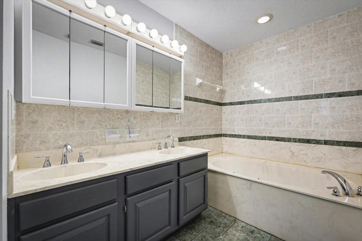 Image 39 of 40 For 3161 Owenby Lane 4a