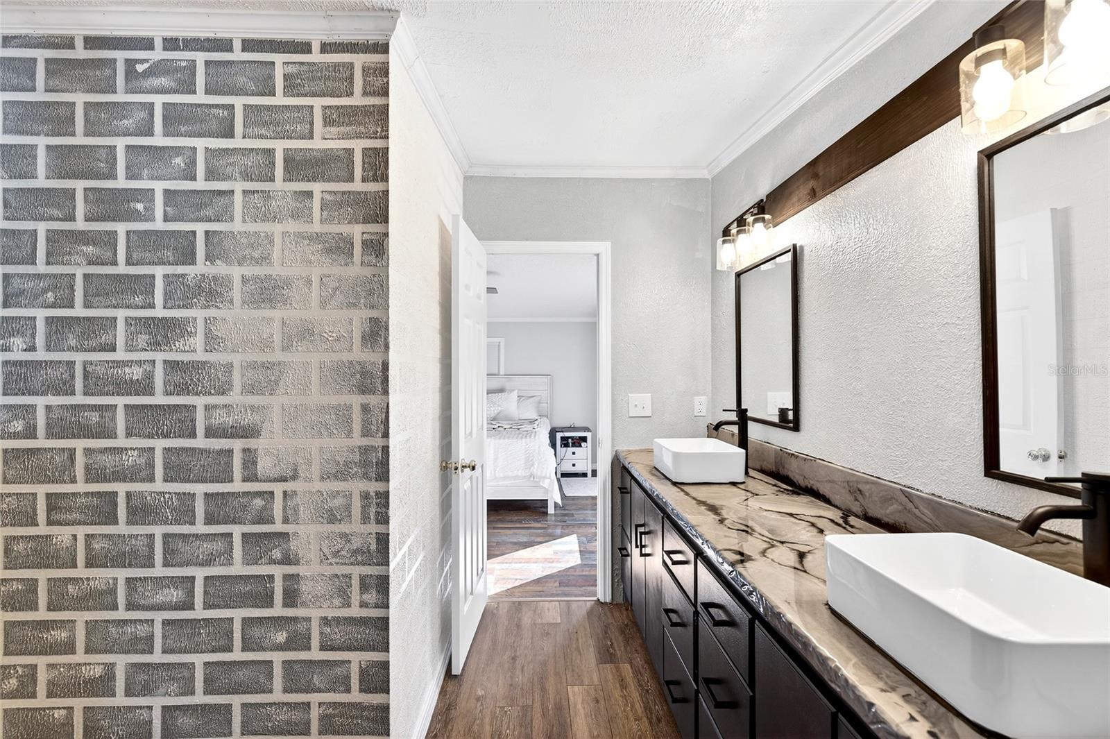 Image 21 of 53 For 17087 27th Street