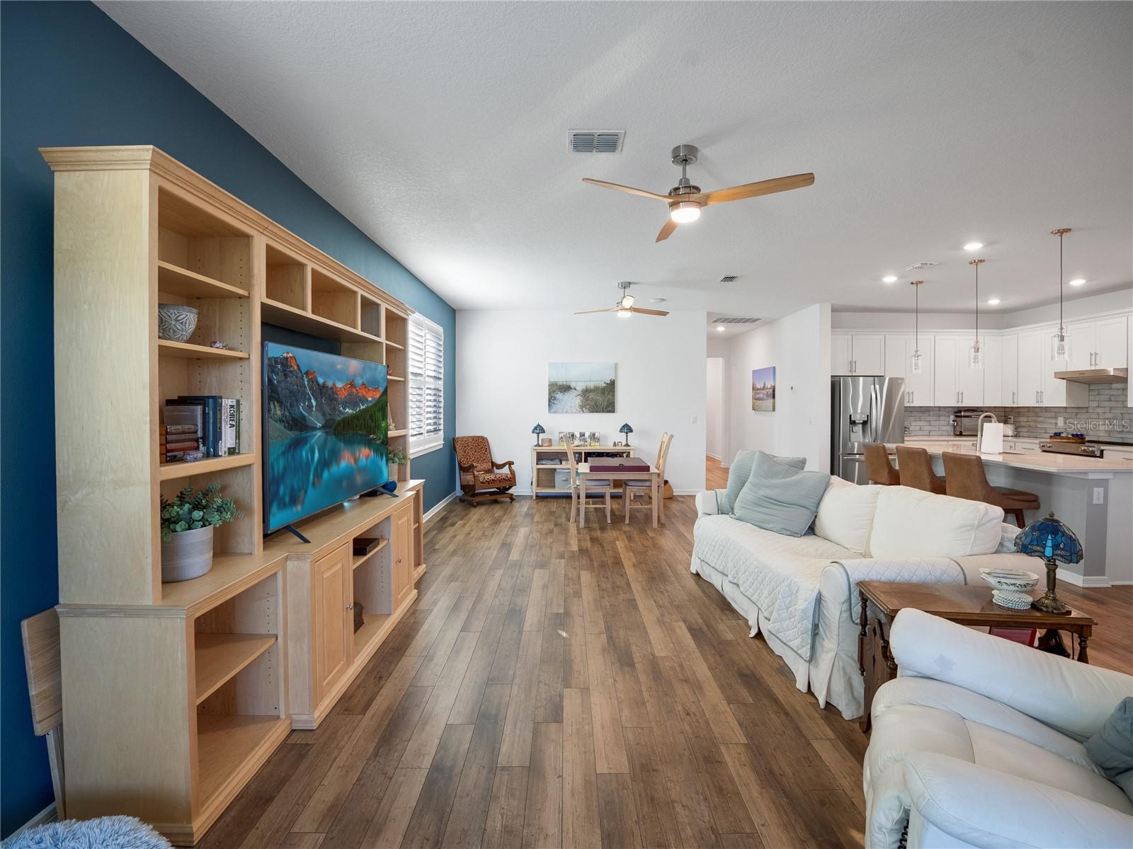 Image 13 of 60 For 8741 61st Loop