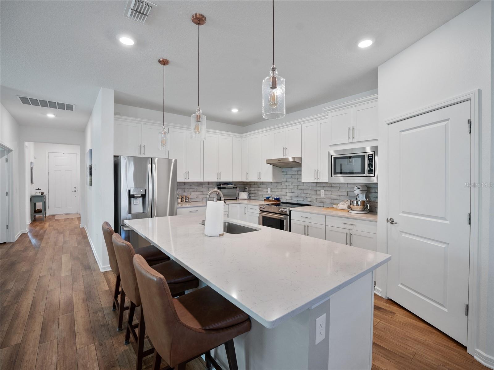 Image 5 of 60 For 8741 61st Loop