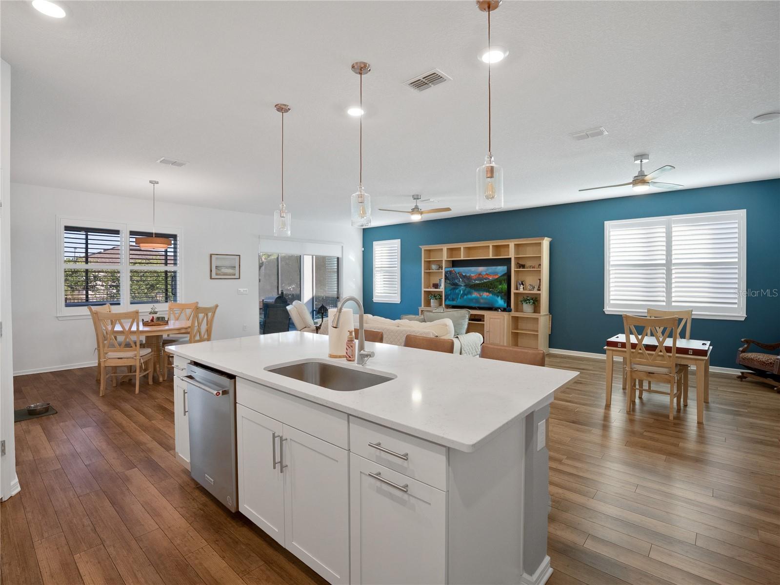 Image 7 of 60 For 8741 61st Loop