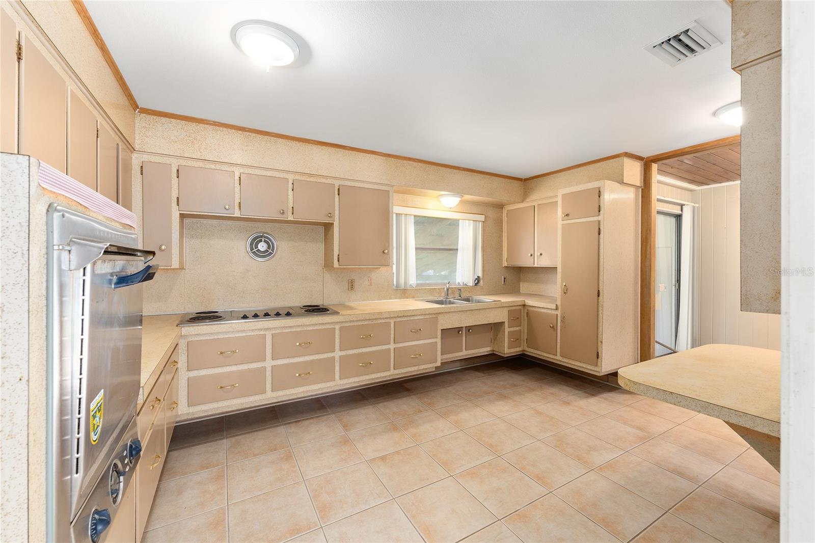 Image 22 of 42 For 626 30th Avenue