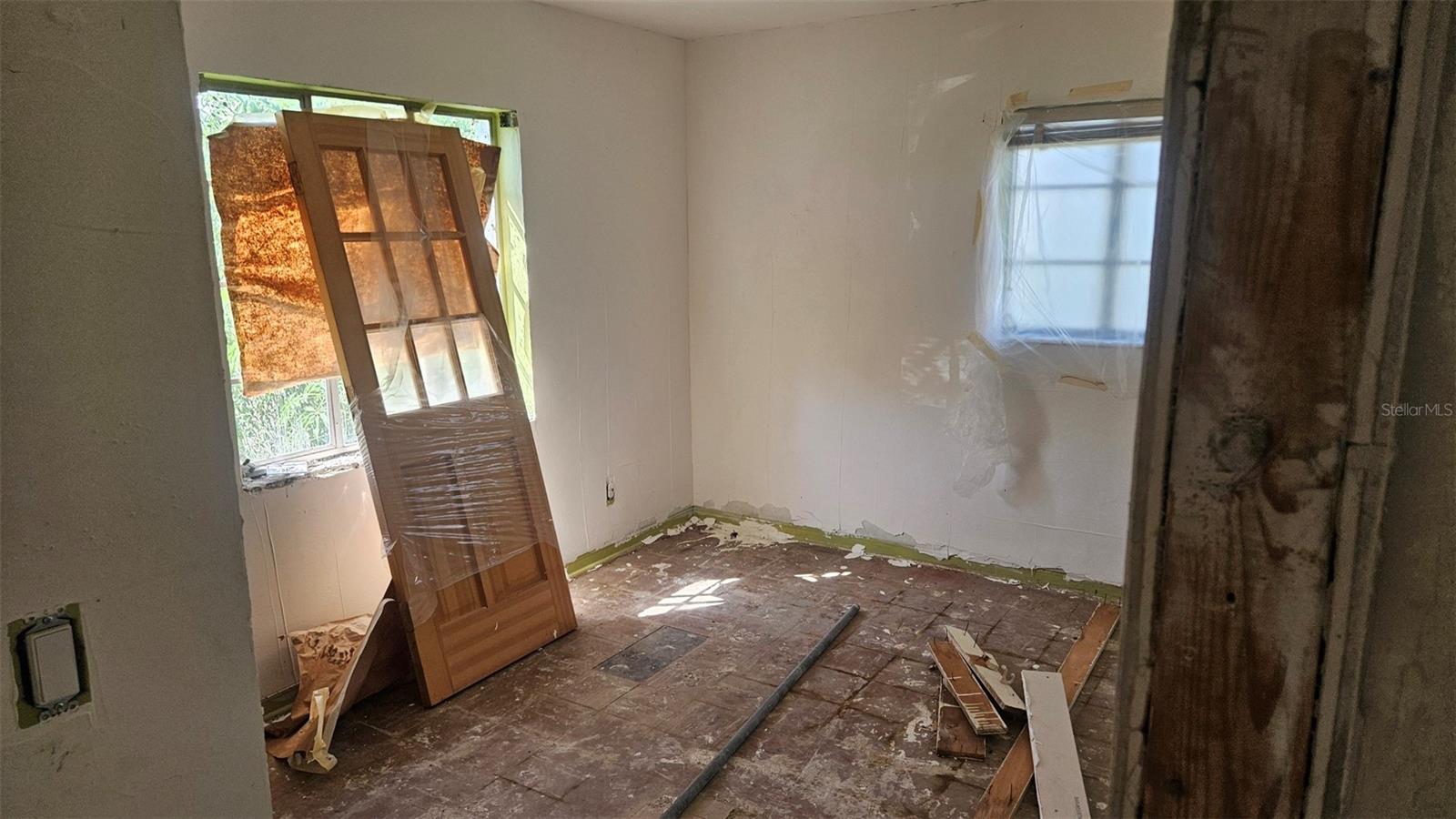 Image 4 of 10 For 811 40th Avenue Ne