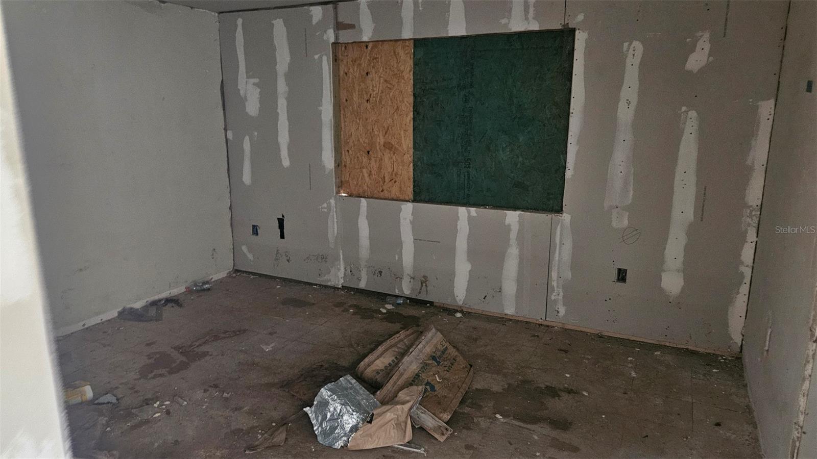 Image 6 of 10 For 811 40th Avenue Ne