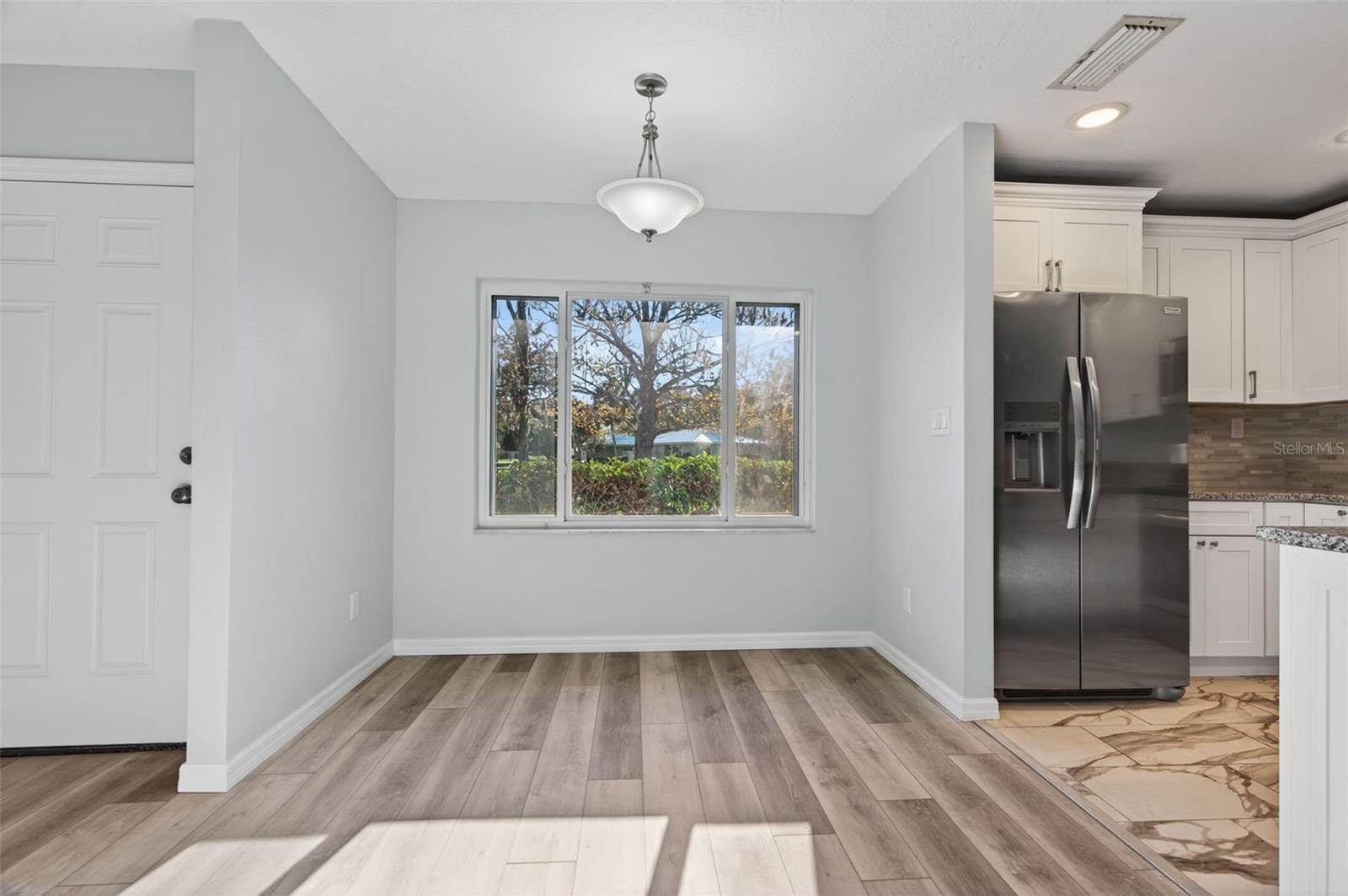 Image 9 of 44 For 11340 Bayshore Drive