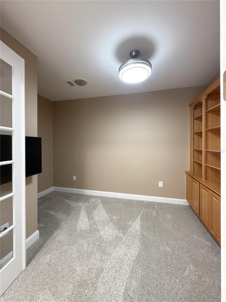 Image 10 of 41 For 8443 82nd Loop