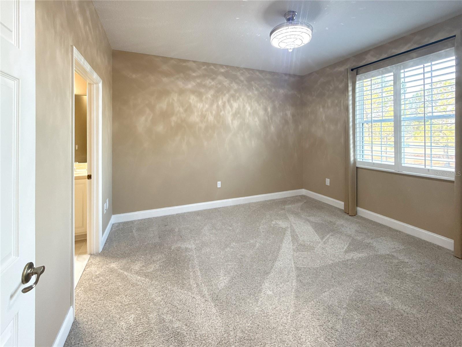 Image 20 of 41 For 8443 82nd Loop