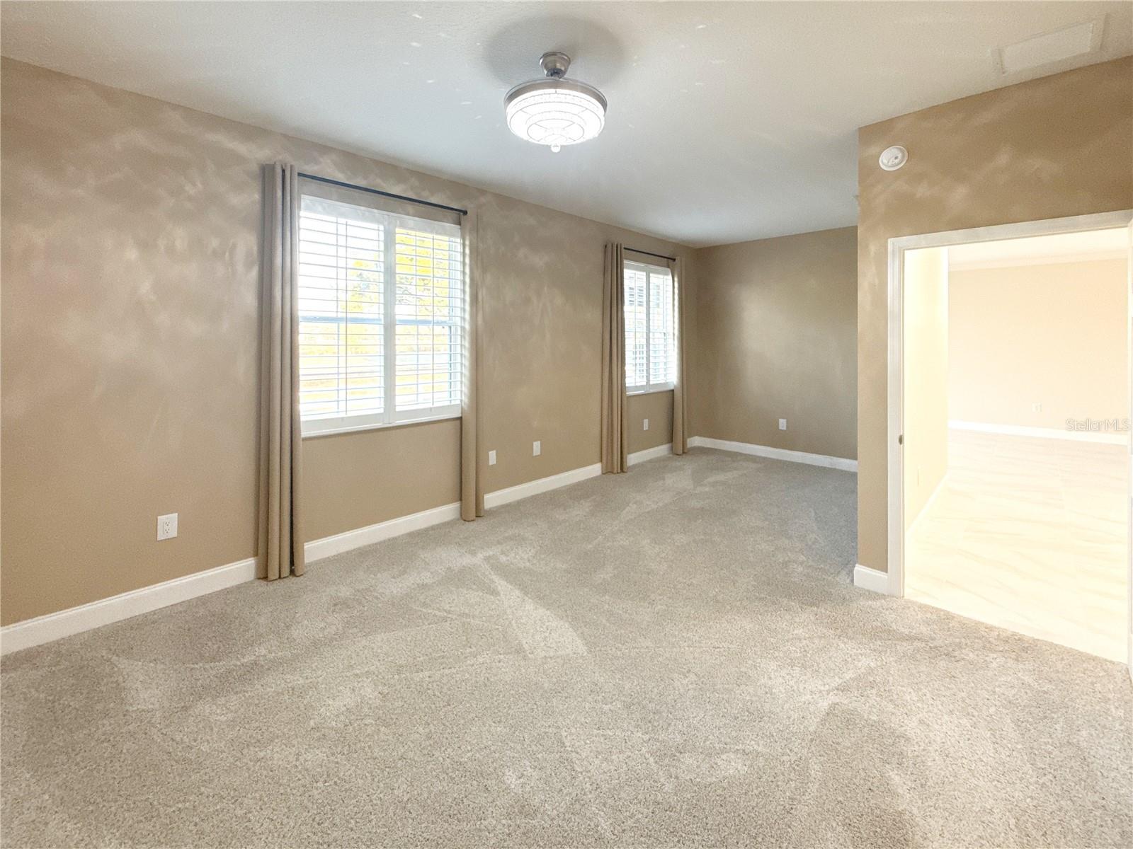 Image 22 of 41 For 8443 82nd Loop