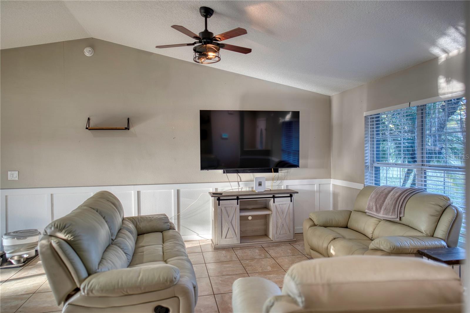 Image 7 of 45 For 6 Almond Course