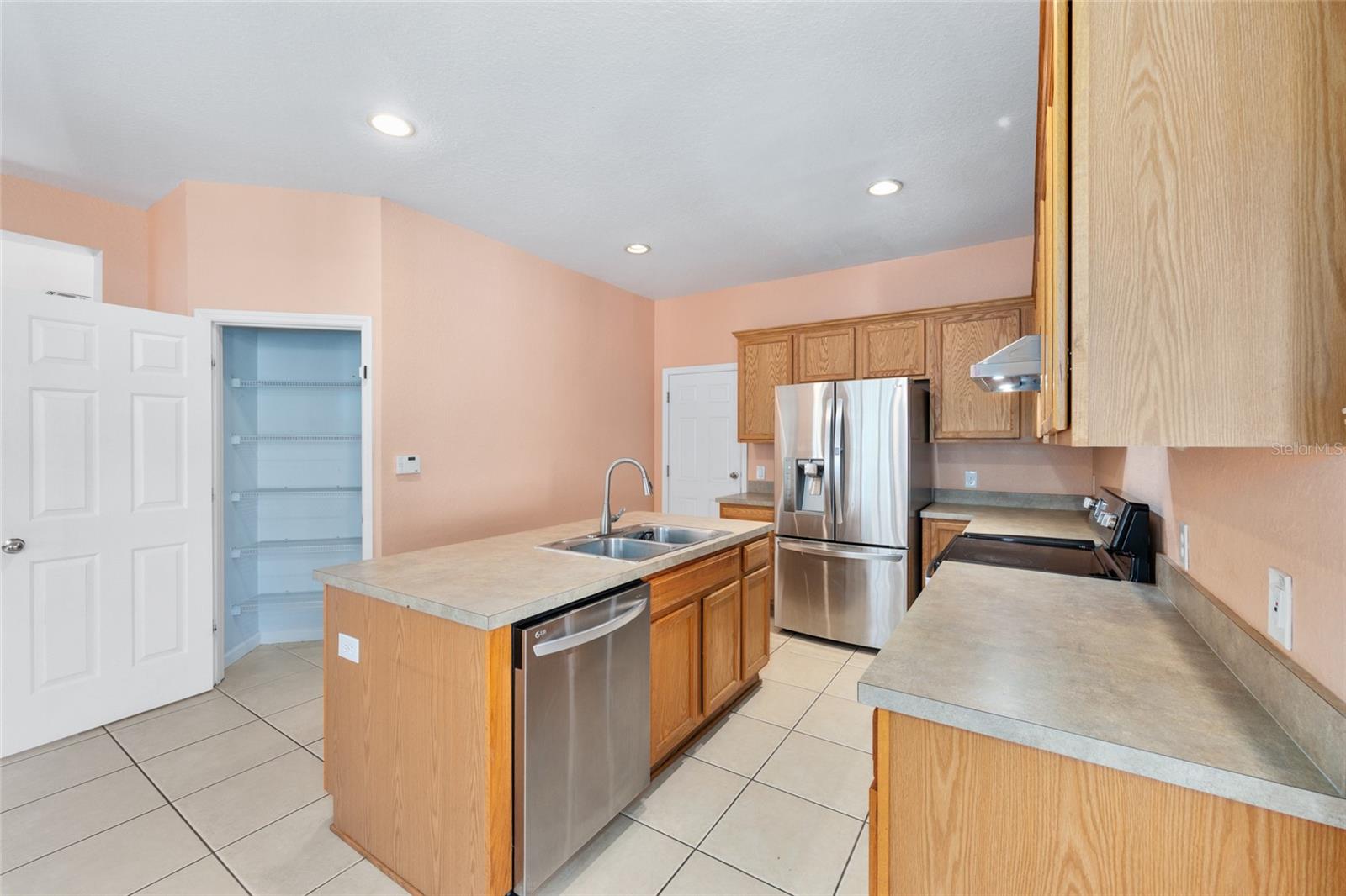 Image 24 of 53 For 5073 40th Place