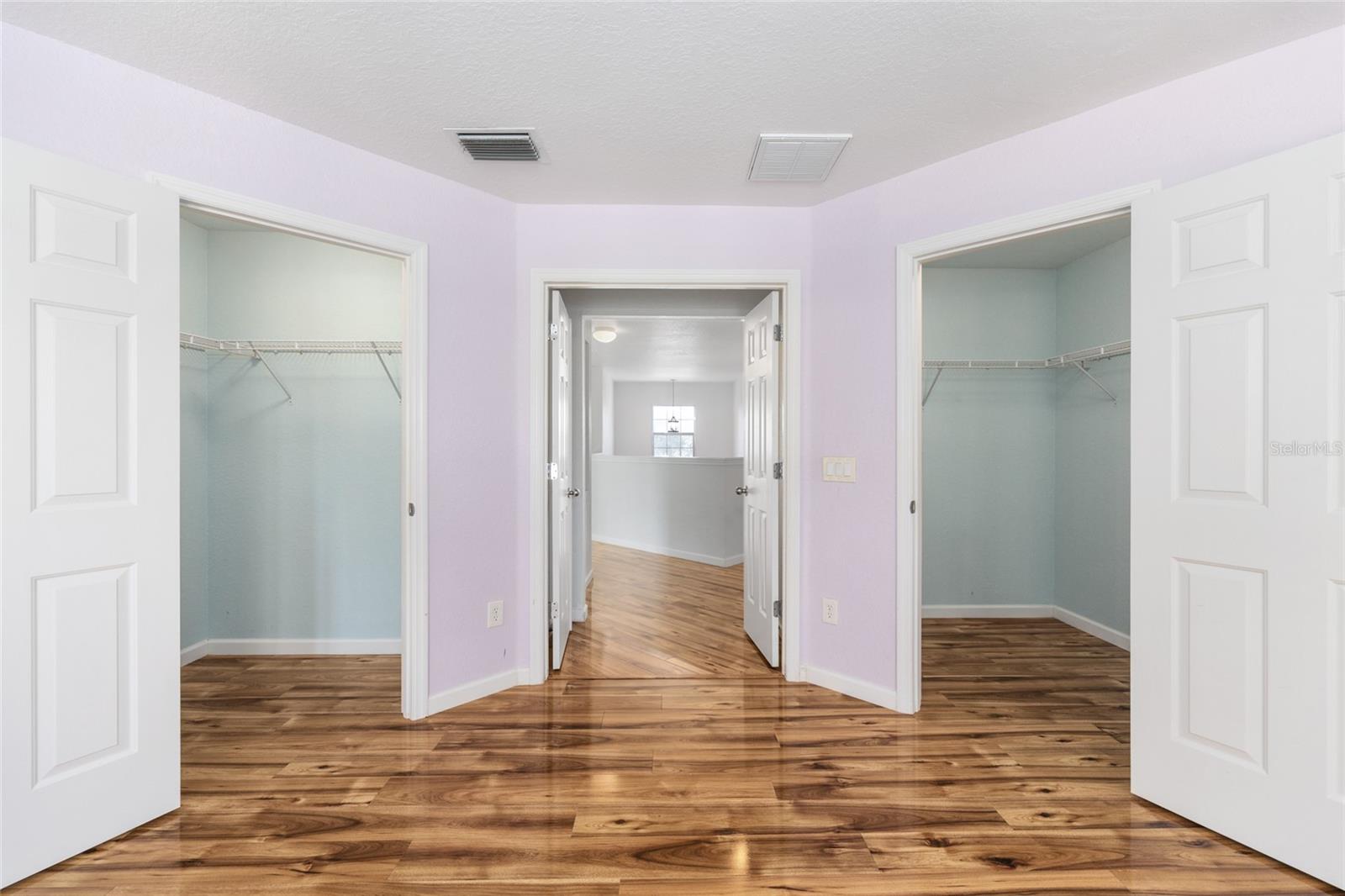 Image 34 of 53 For 5073 40th Place