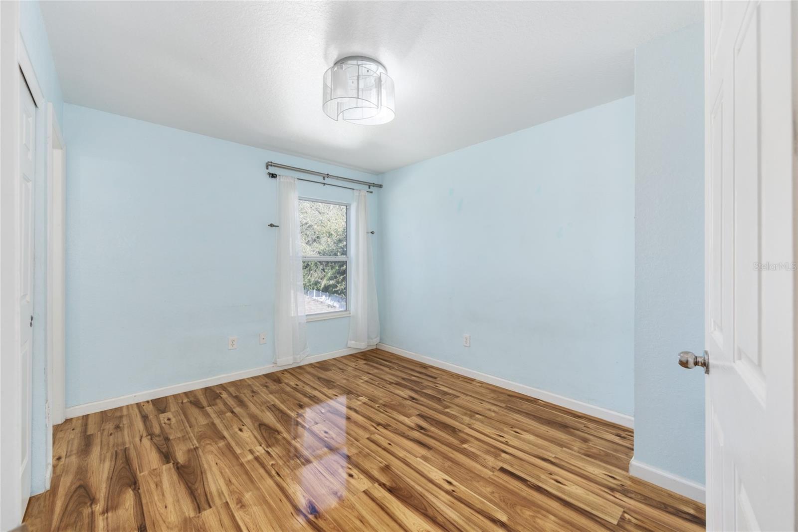 Image 38 of 53 For 5073 40th Place