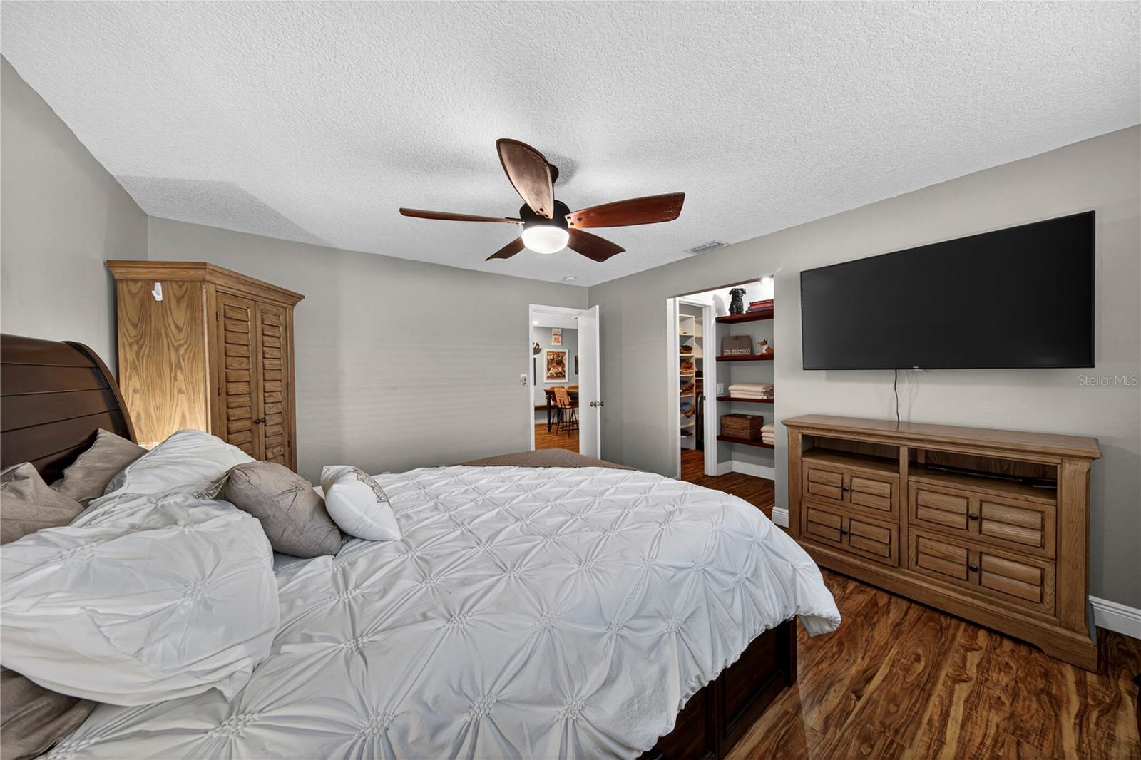 Image 41 of 62 For 3002 103 Lane