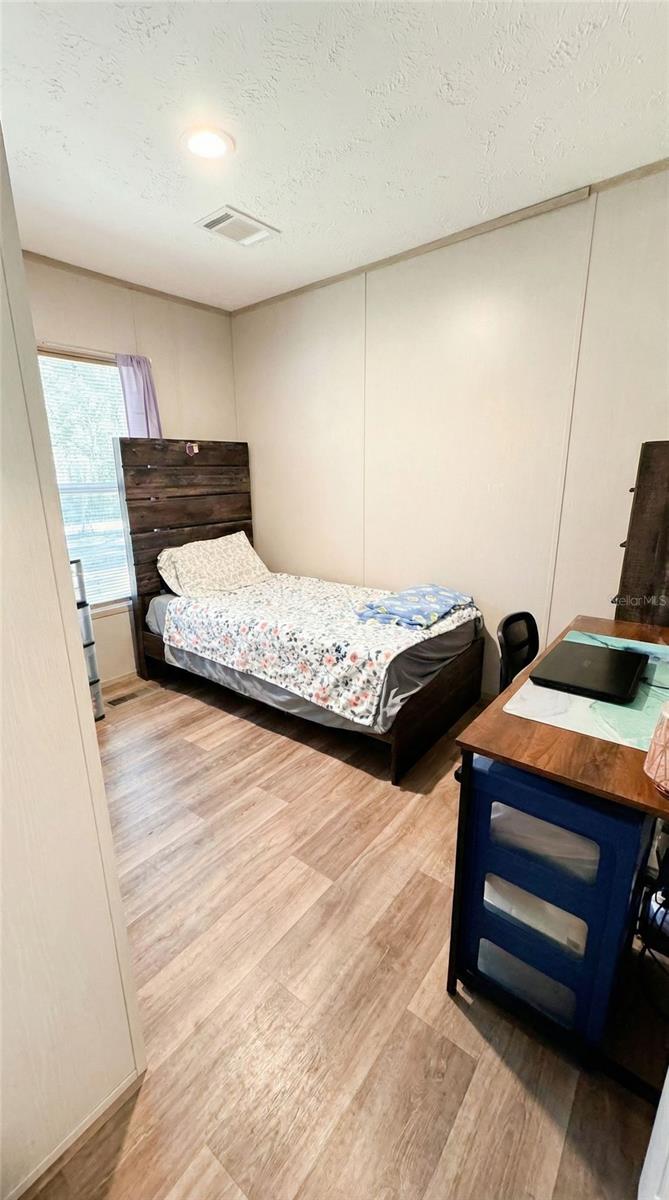 Image 20 of 26 For 15277 105th Avenue