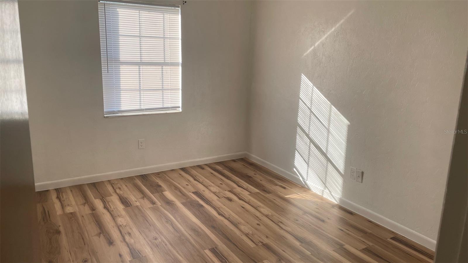 Image 10 of 19 For 2124 58th Street