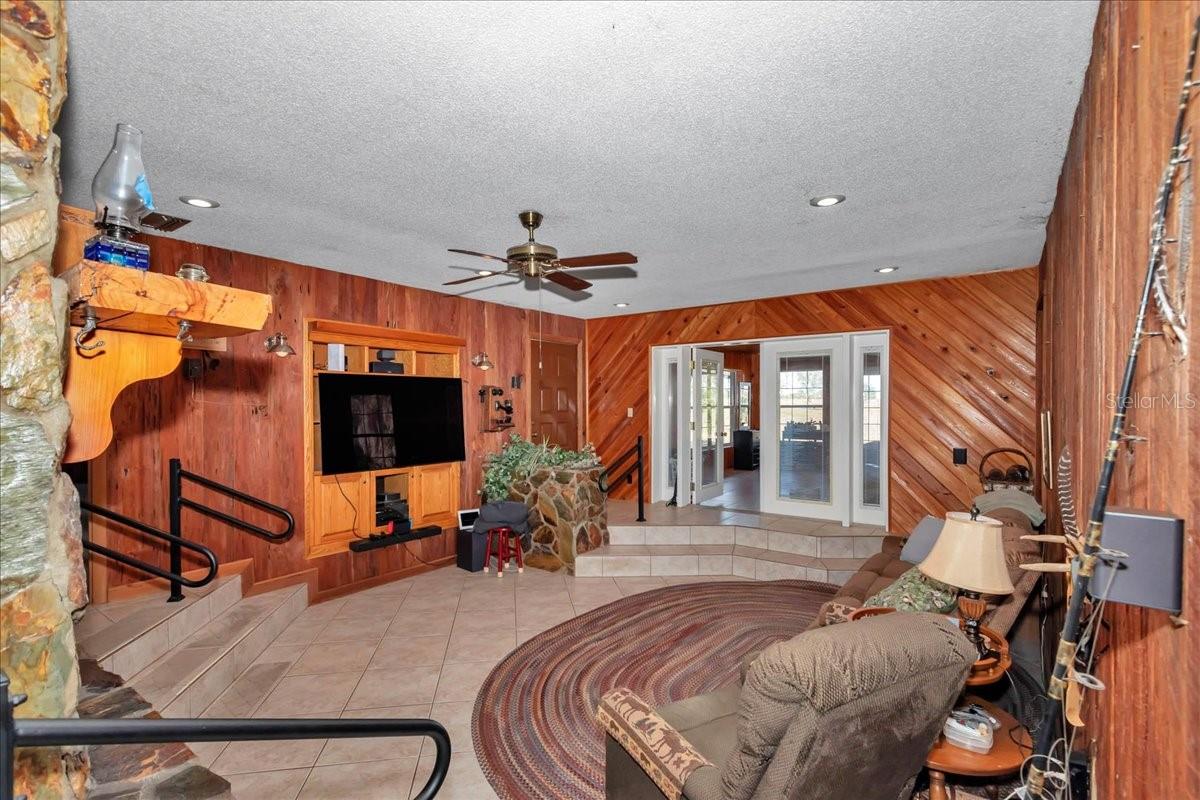 Image 11 of 58 For 12151 103rd Lane