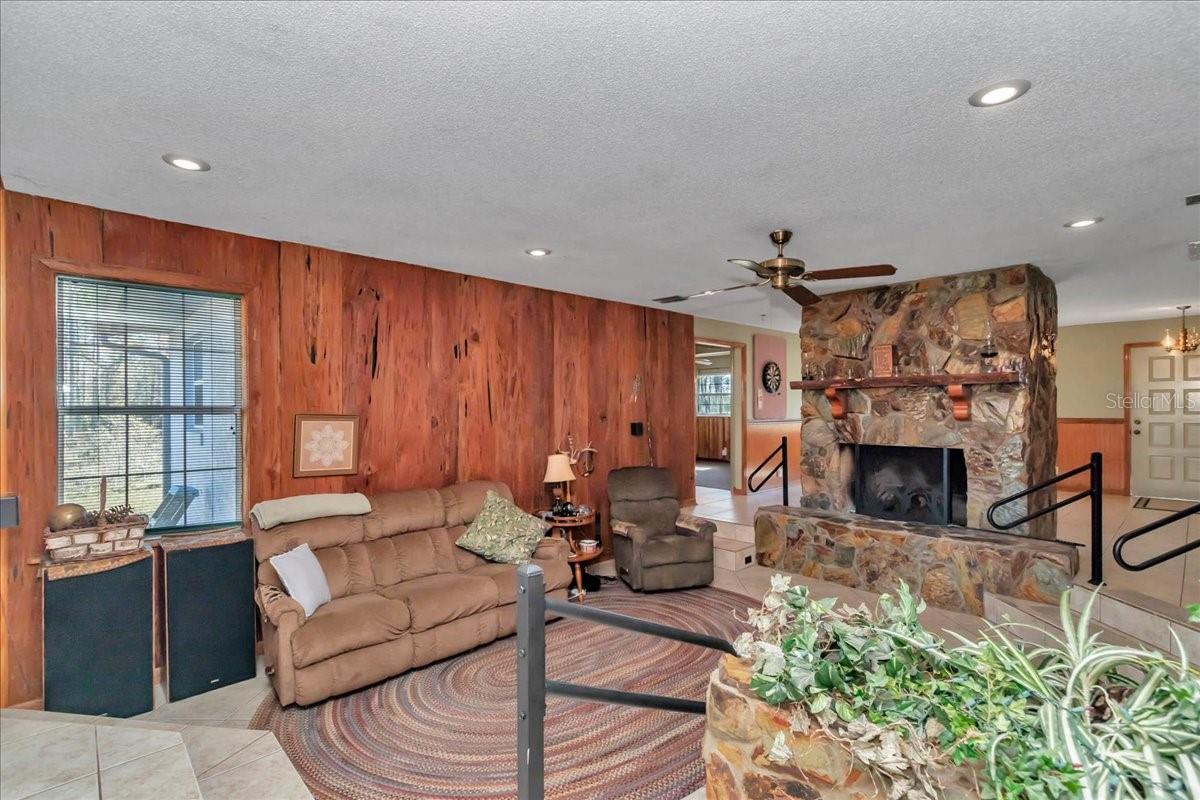 Image 18 of 58 For 12151 103rd Lane