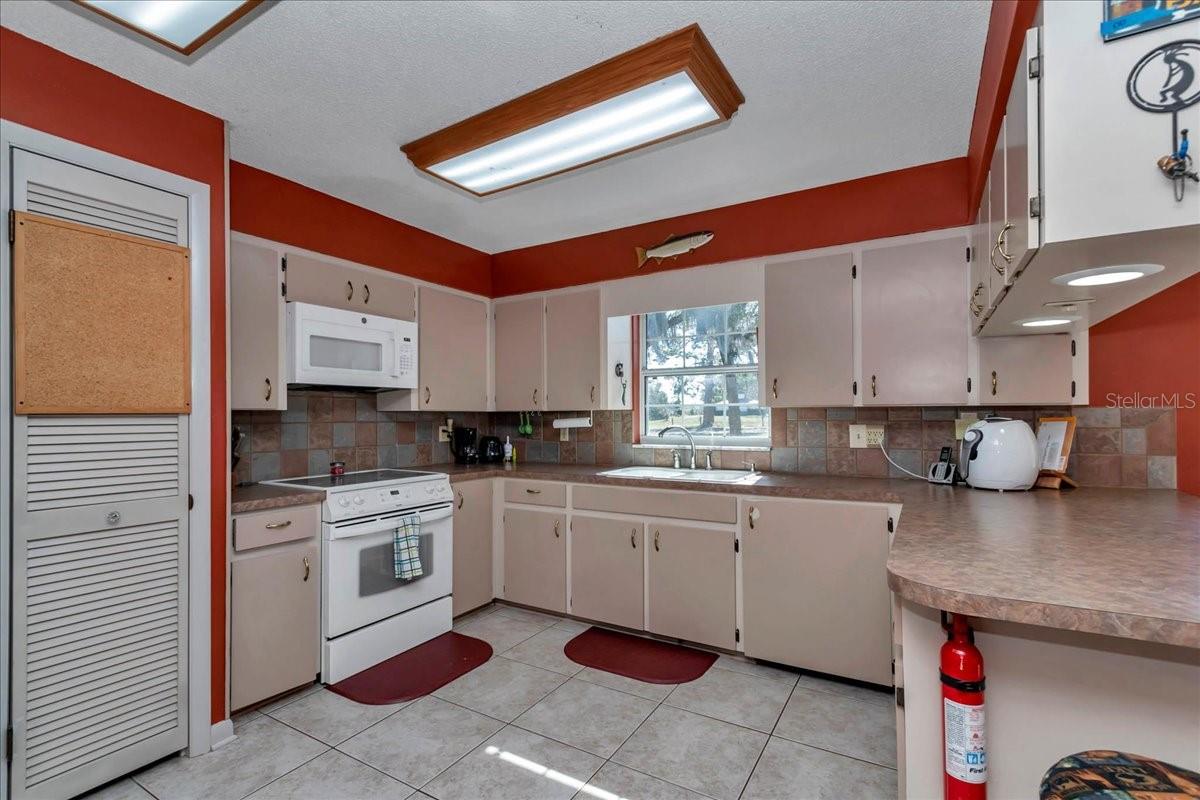 Image 33 of 58 For 12151 103rd Lane