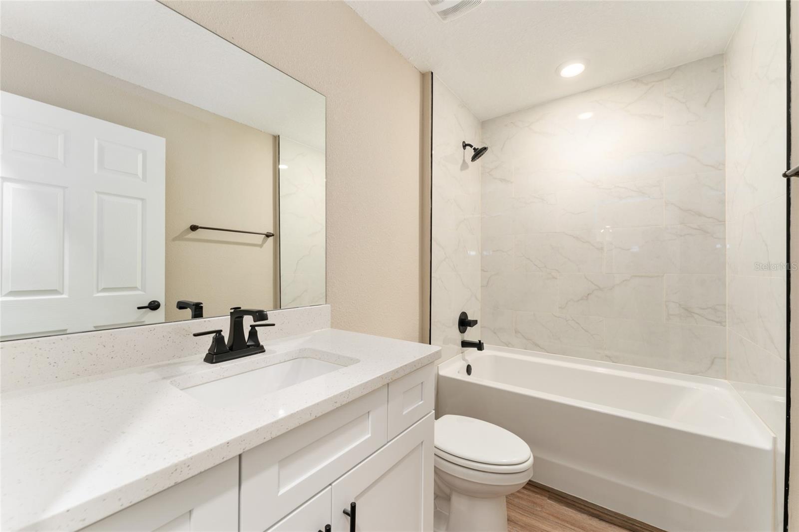 Image 7 of 18 For 6042 65th Street